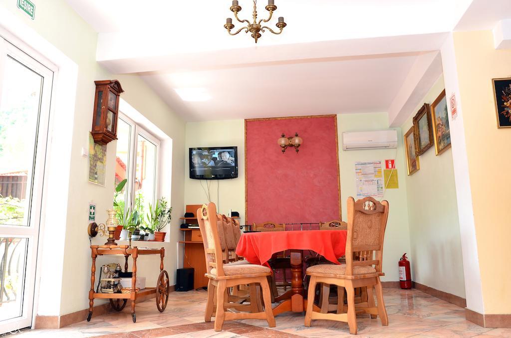 Pensiunea Deea Băile Herculane Exterior foto
